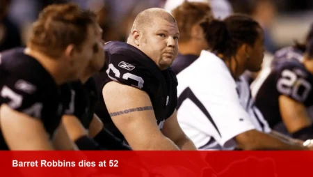 Barret Robbins, former Raiders center, dies at 52, team says